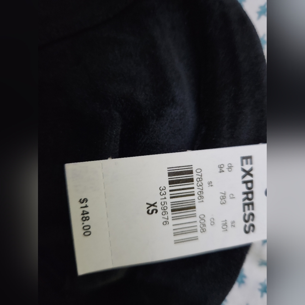 ✨️Final Price✨️NWT sz Xs Express Black Velvet Midi Cocktail Dress - Picture 3 of 8
